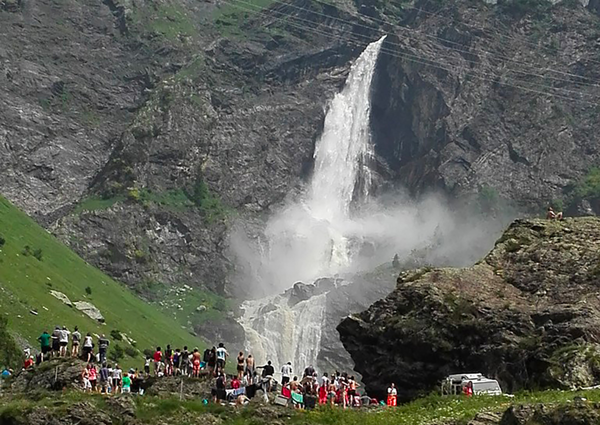 Rifugio Cascate del Serio RIFUGIO CAMPEL
